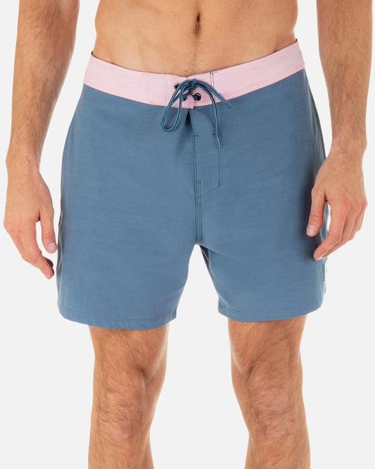 Hurley short bleu et rose